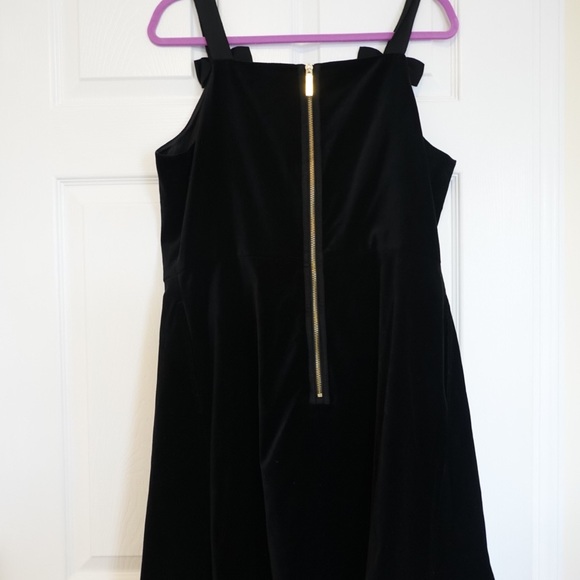 Ted Baker Velvet Bow Shoulder Cocktail dress — Ted Sz 5, US Sz 12 - Picture 5 of 6